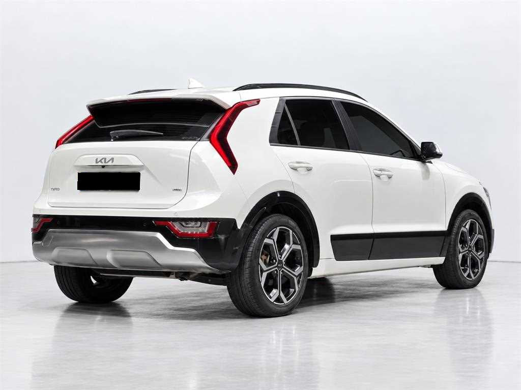 Kia Niro — photo 02