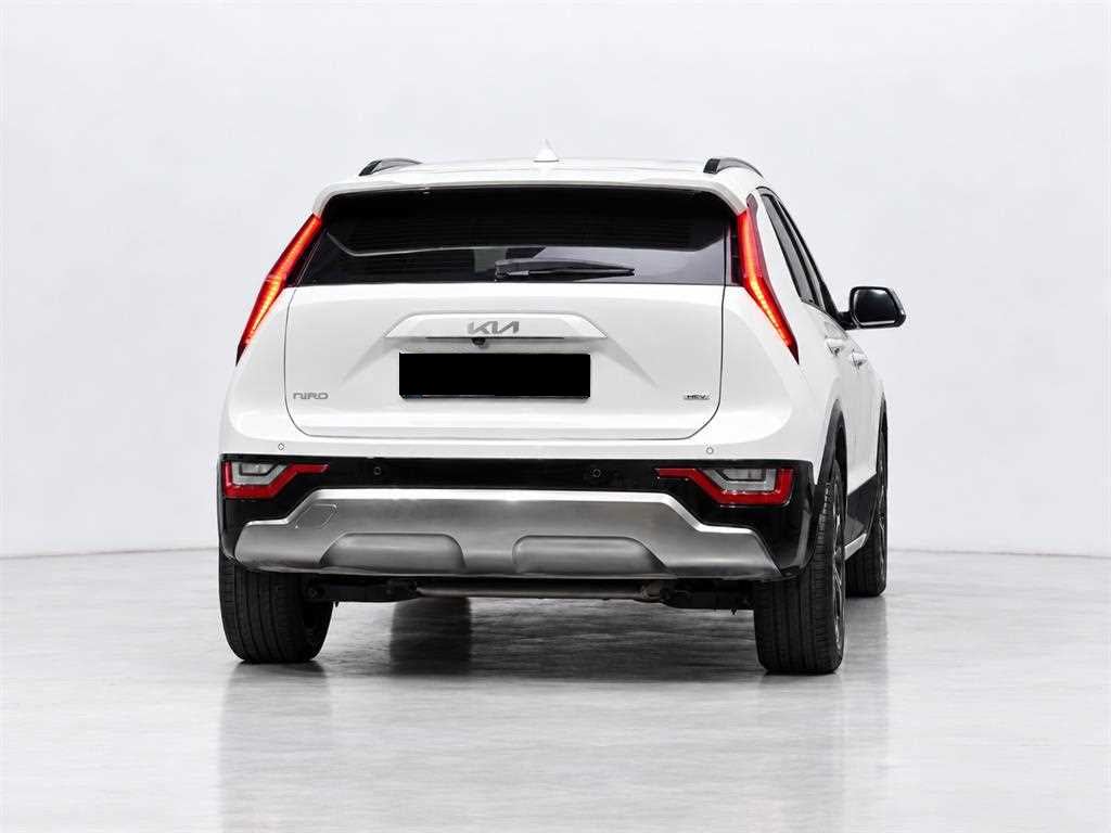 Kia Niro — photo 04