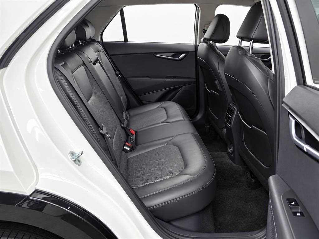 Kia Niro — photo 11