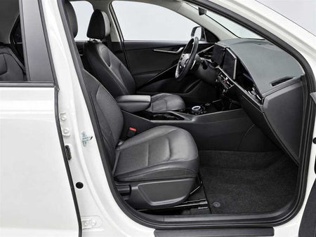 Kia Niro — photo 12