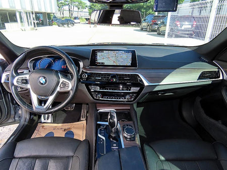 BMW 5-Series — photo 07