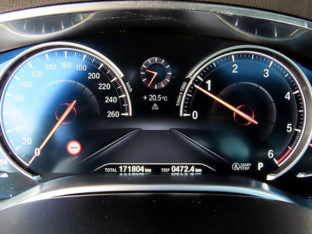 BMW 5-Series — photo 09