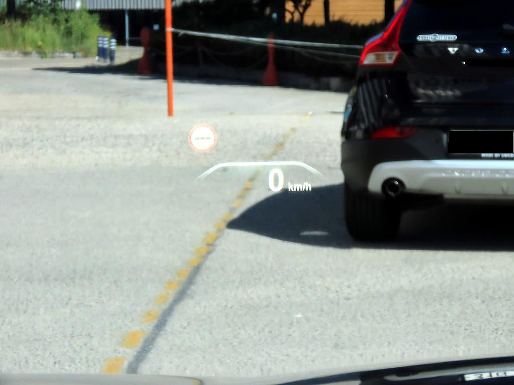 BMW 5-Series — photo 10