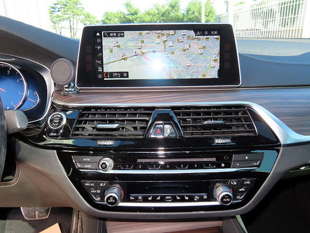BMW 5-Series — photo 15
