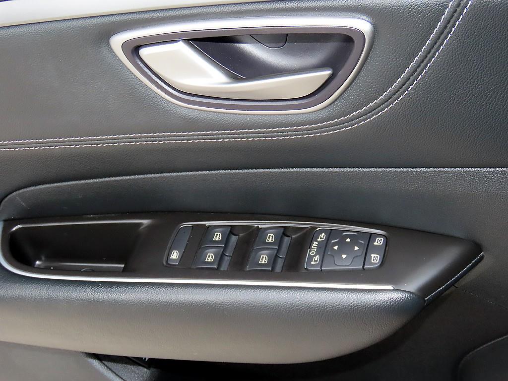 RENAULT SM6 — photo 11