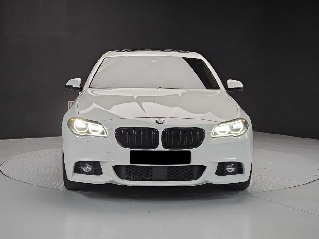BMW 5-Series — photo 02