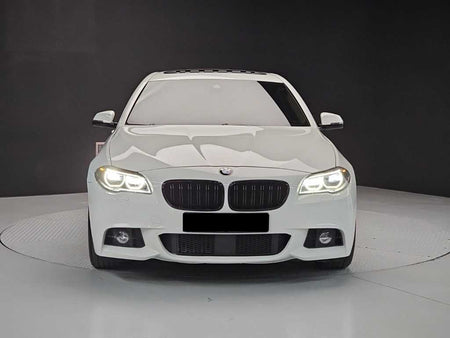 BMW 5-Series — photo 02
