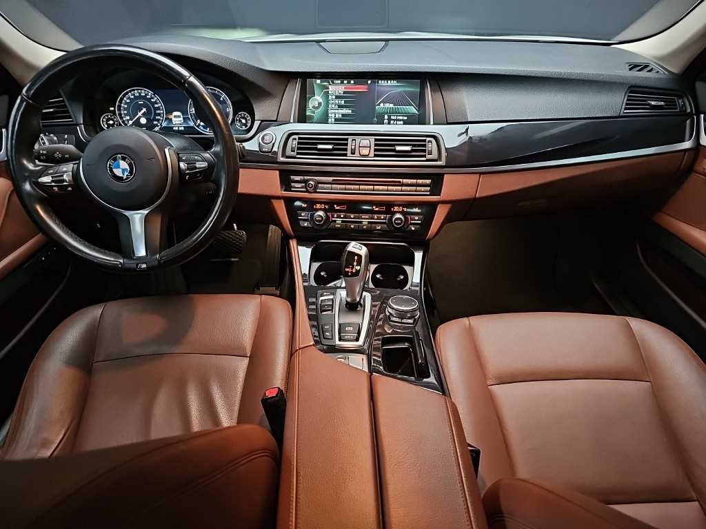 BMW 5-Series — photo 07