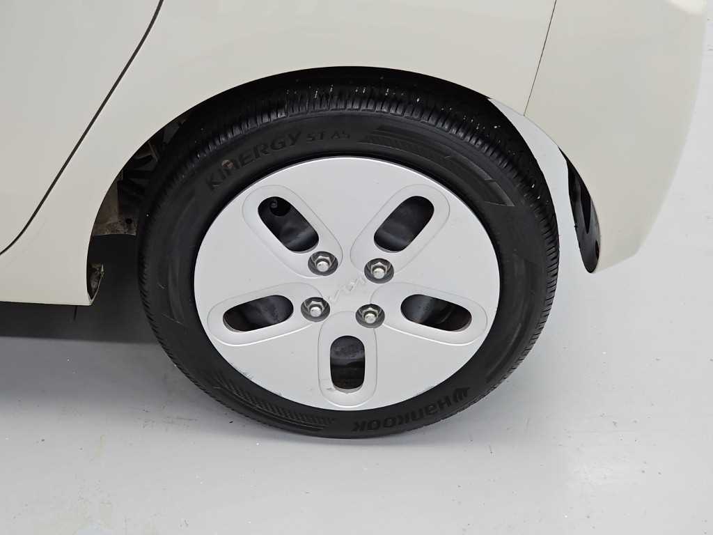 Kia RAY — photo 18