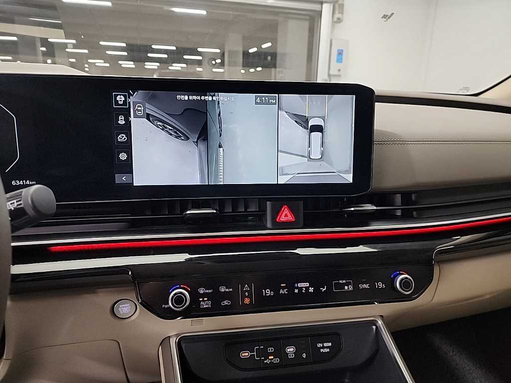 Kia Carnival — photo 10