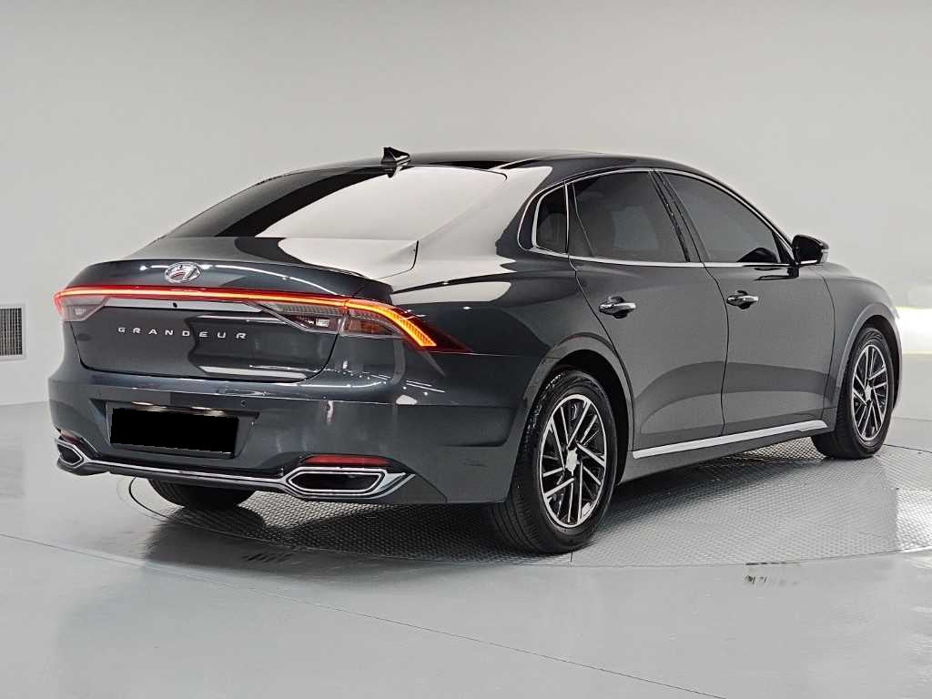Hyundai Grandeur — photo 04
