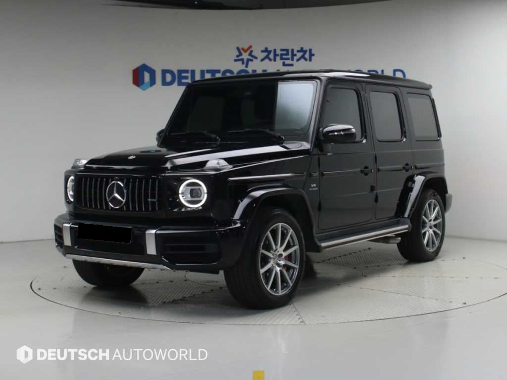Mercedes-Benz G-Class — photo 01