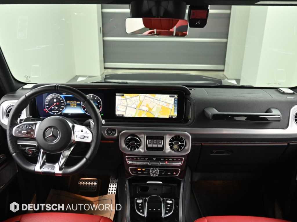 Mercedes-Benz G-Class — photo 07