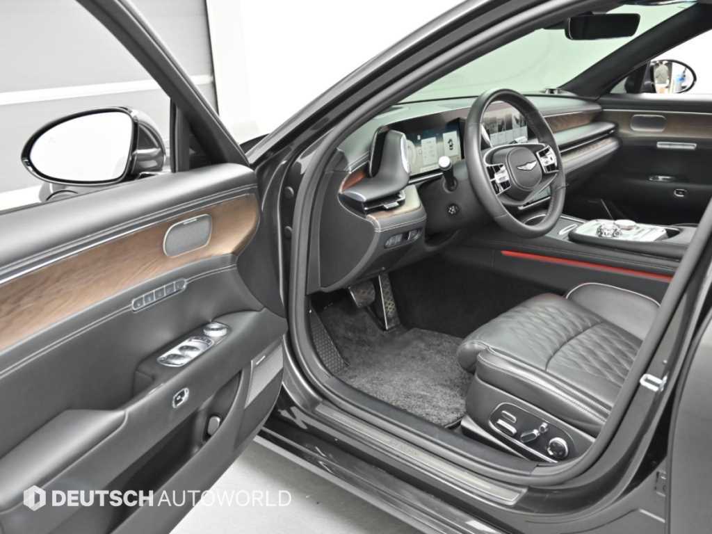 Genesis G90 — photo 11
