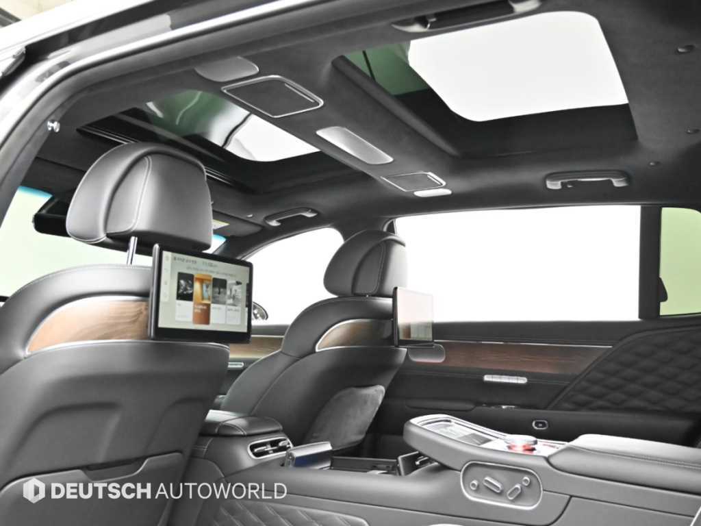 Genesis G90 — photo 18
