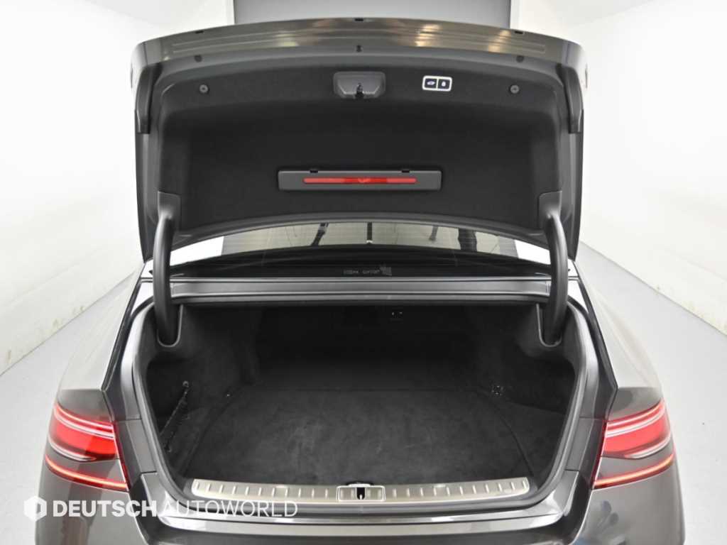 Genesis G90 — photo 19
