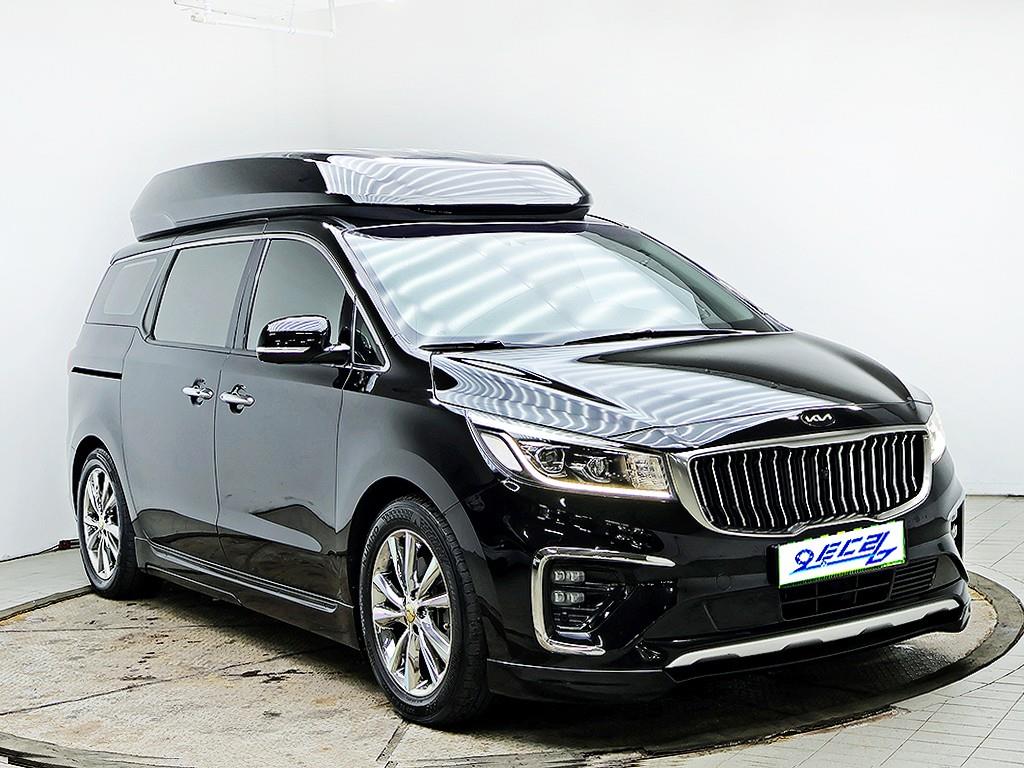 Kia Carnival — photo 02