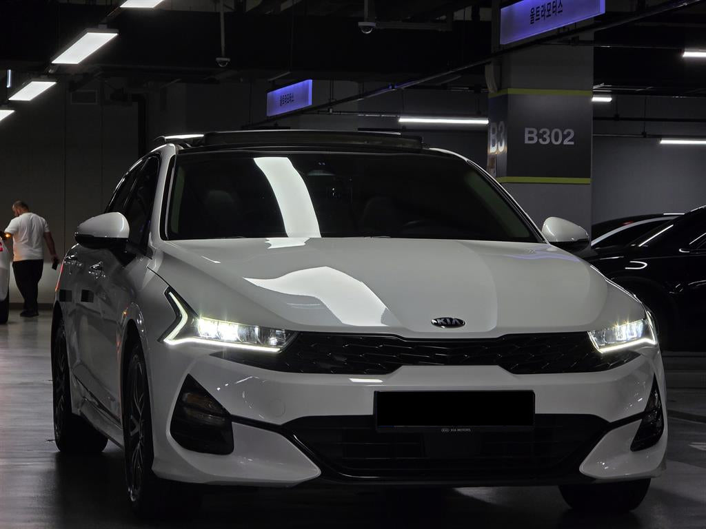 Kia K5 — photo 03