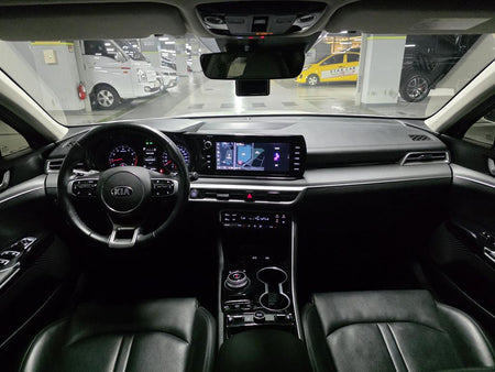 Kia K5 — photo 05