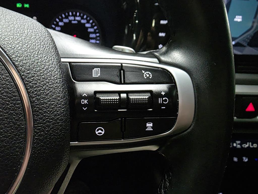 Kia K5 — photo 14