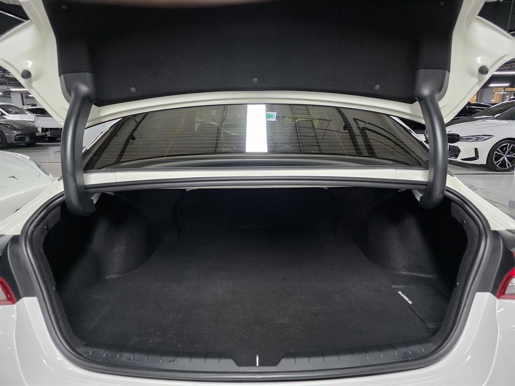 Kia K5 — photo 20