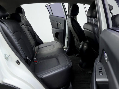 Kia Sportage — photo 12