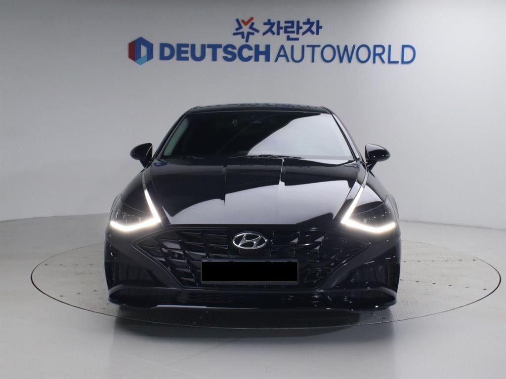 Hyundai Sonata — photo 03