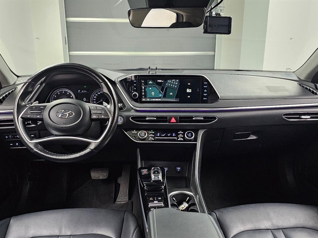 Hyundai Sonata — photo 07