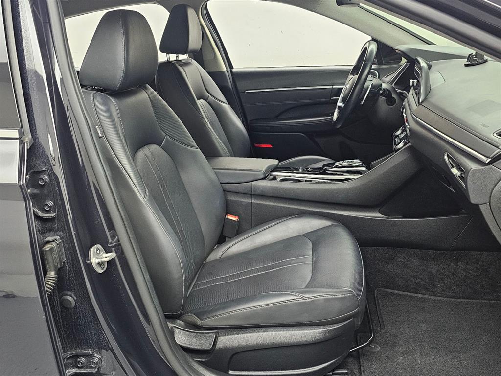 Hyundai Sonata — photo 10