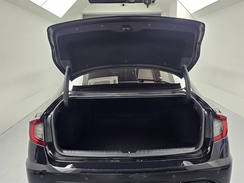 Hyundai Sonata — photo 19