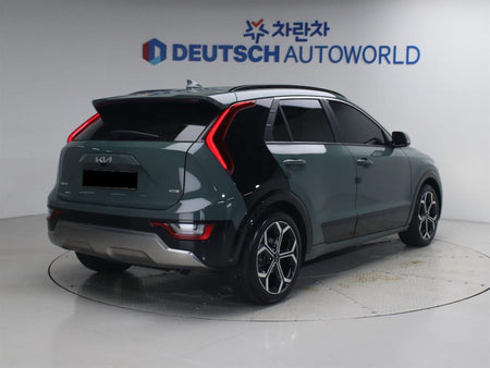 Kia Niro — photo 02