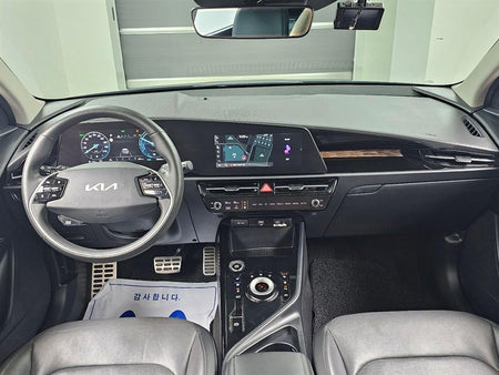 Kia Niro — photo 07