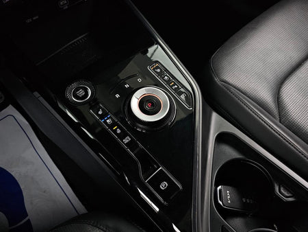 Kia Niro — photo 09