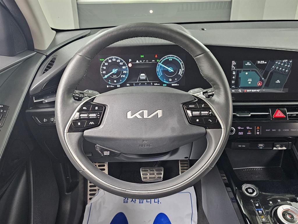 Kia Niro — photo 13