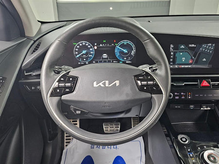 Kia Niro — photo 13