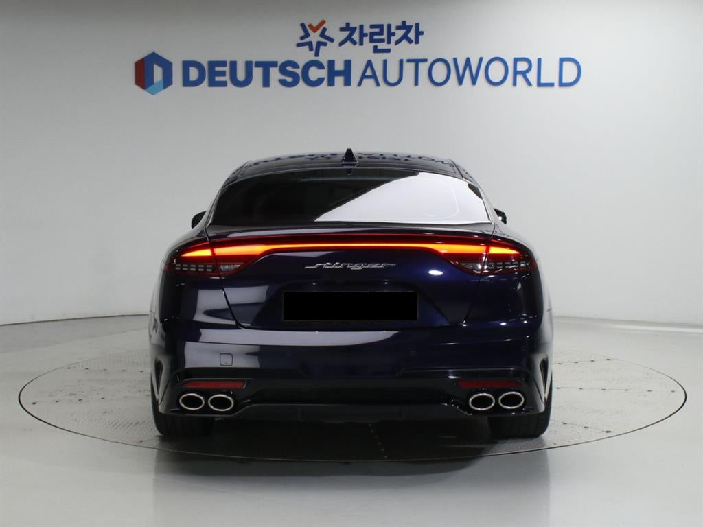 Kia Stinger — photo 04