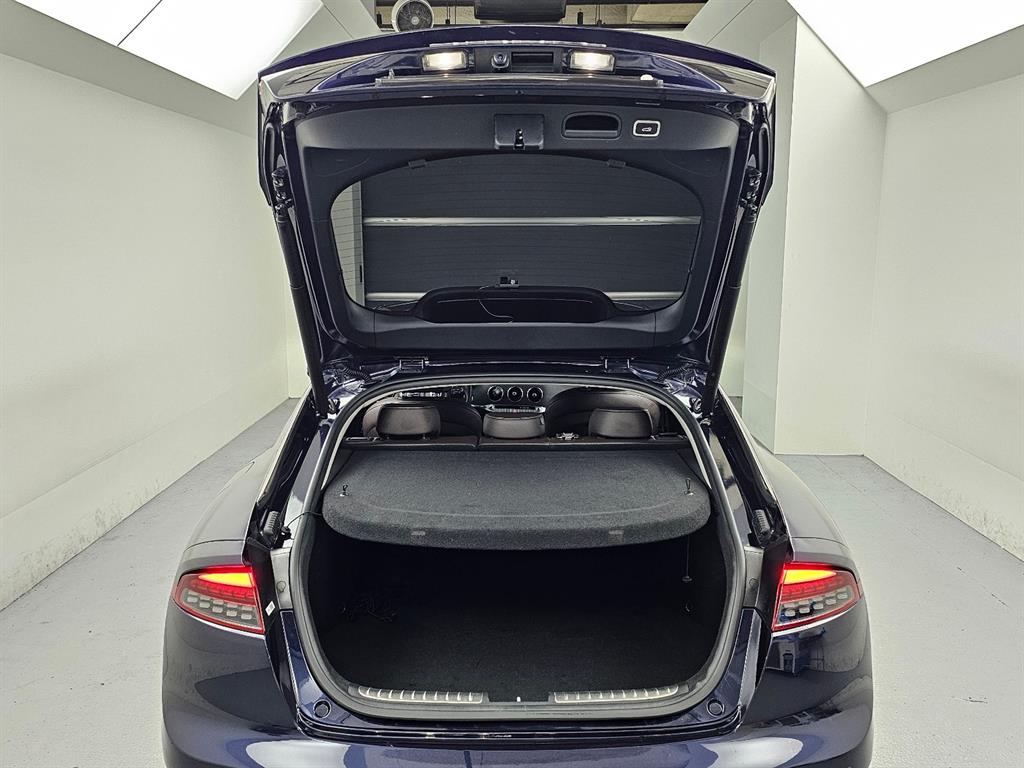 Kia Stinger — photo 19