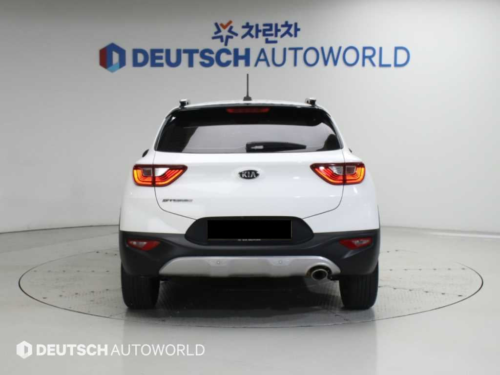 Kia Stonic — photo 04