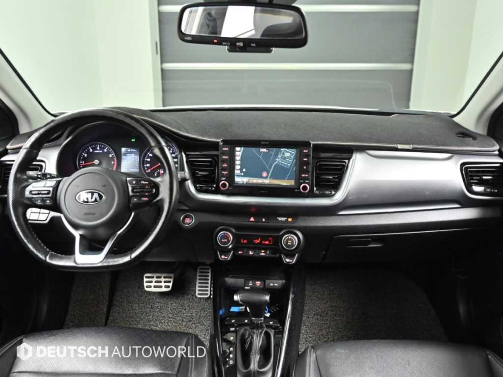 Kia Stonic — photo 07