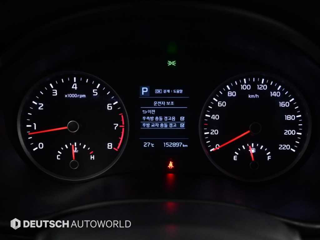 Kia Stonic — photo 08
