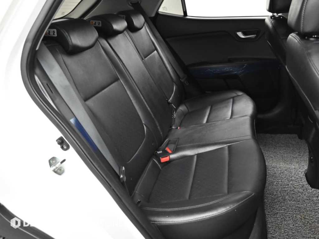 Kia Stonic — photo 12