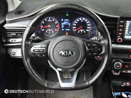 Kia Stonic — photo 13