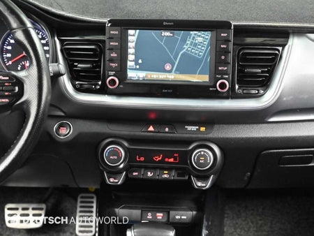 Kia Stonic — photo 14
