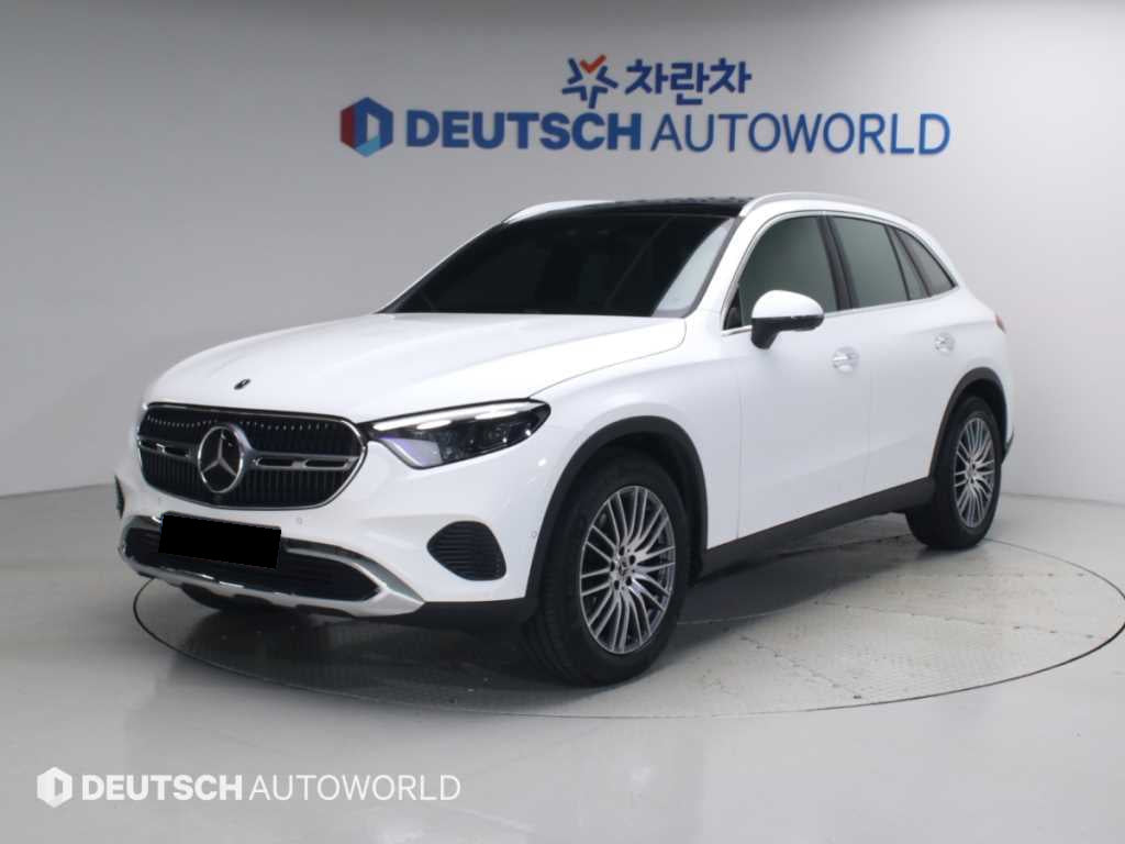 Mercedes-Benz GLC-Class — photo 01