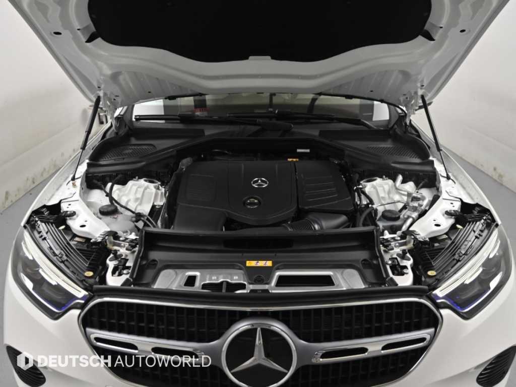 Mercedes-Benz GLC-Class — photo 06