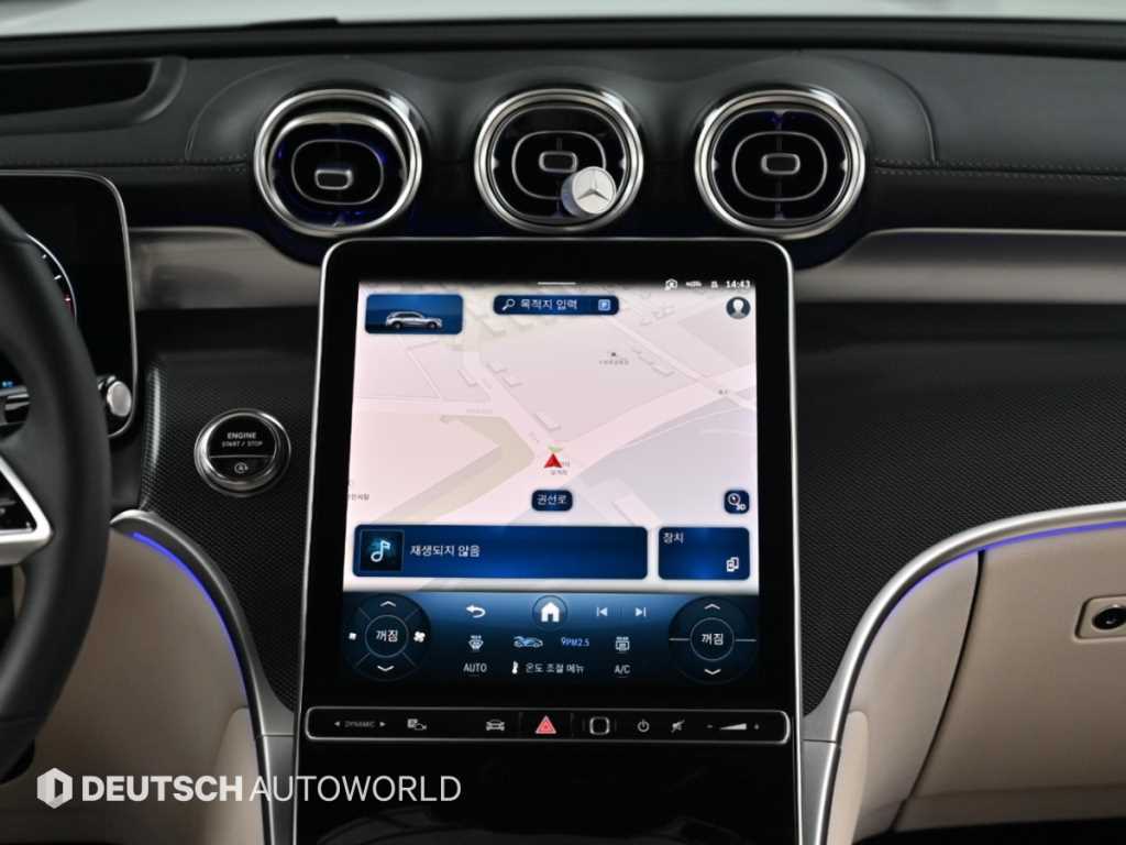 Mercedes-Benz GLC-Class — photo 14