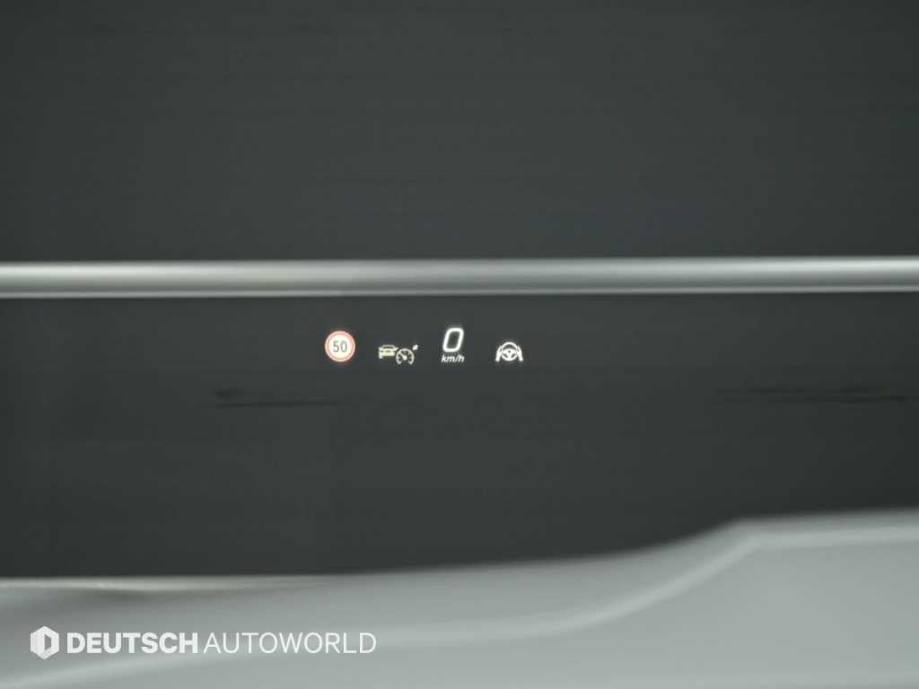 Mercedes-Benz GLC-Class — photo 17