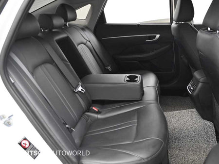 Hyundai Sonata — photo 12