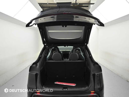 Tesla Model Y — photo 19