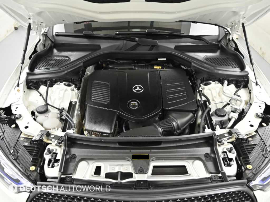 Mercedes-Benz GLC-Class — photo 06